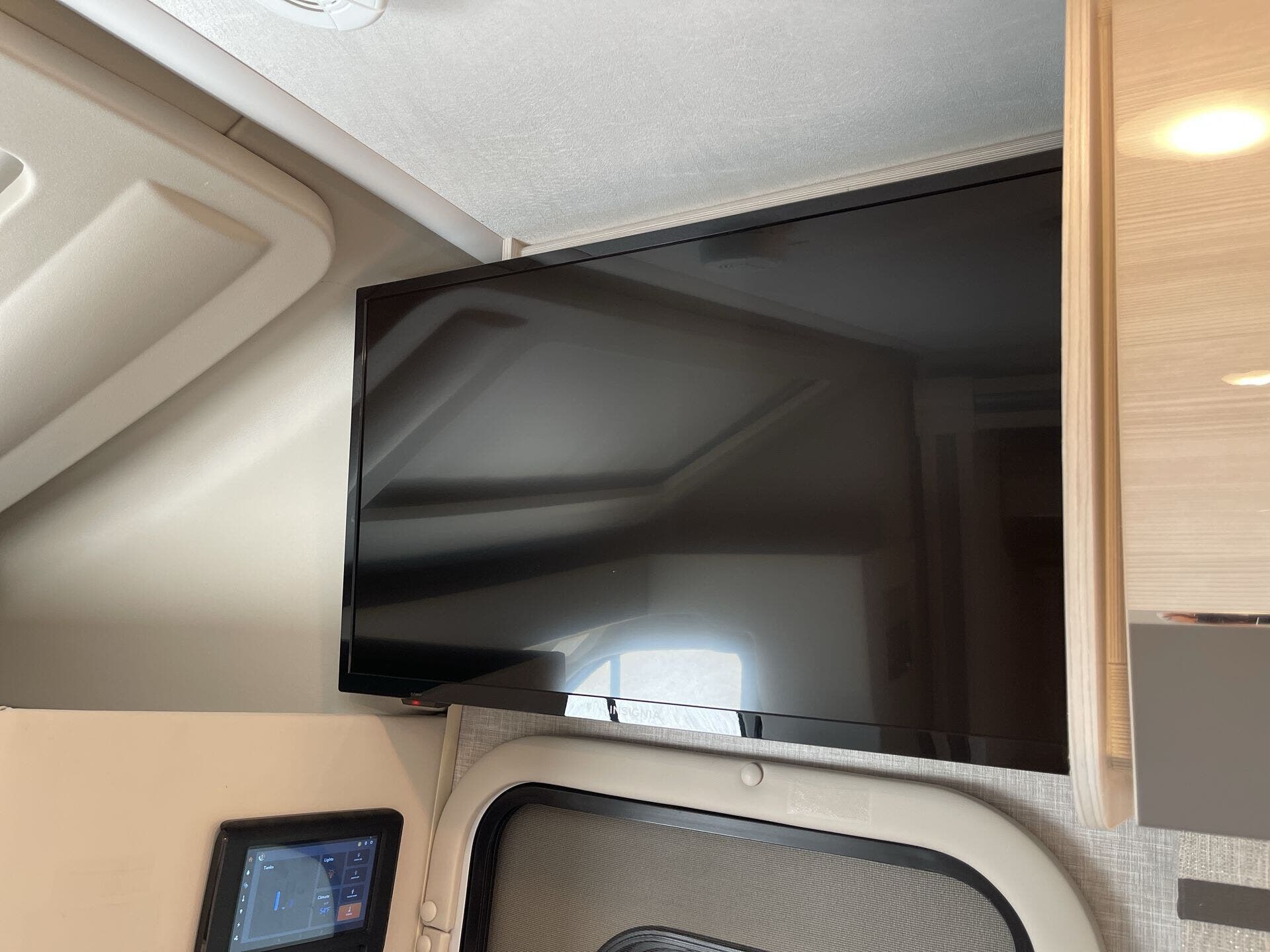 2023 Ford Transit photo 9