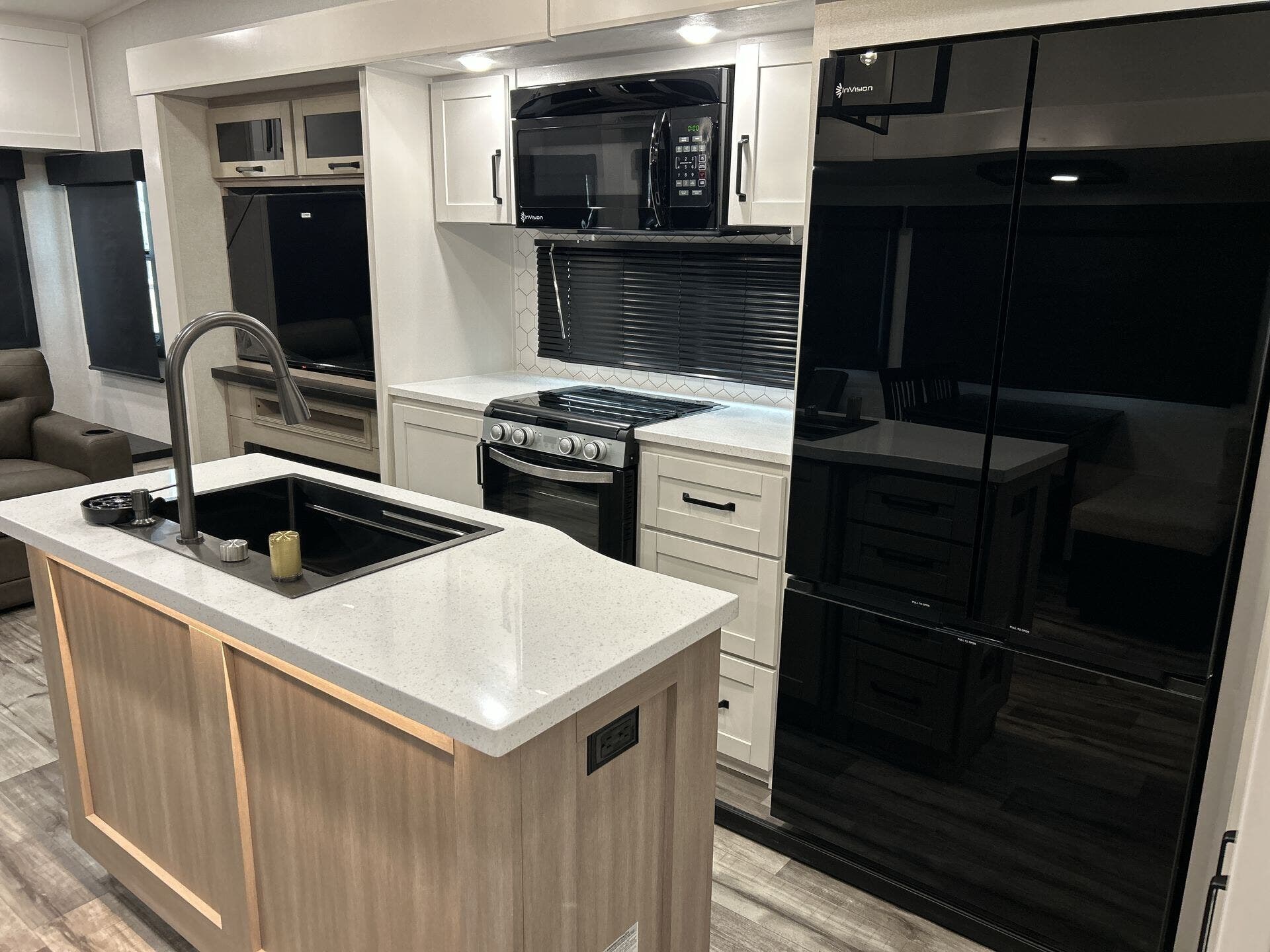 New 2026 Highland Ridge Open Range Roamer 35MRQS available in Oklahoma City, Oklahoma