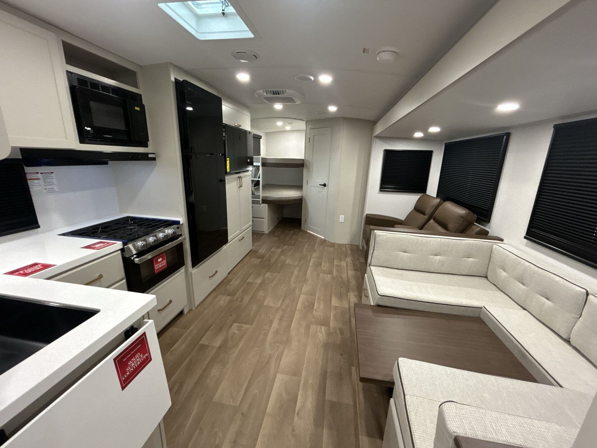 2027 Grand Design Imagine 2800BH - New Travel Trailer For Sale by McClain's RV Oklahoma City in Oklahoma City, Oklahoma