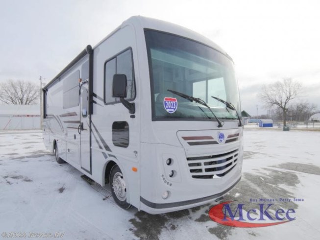 New 2023 Holiday Rambler Admiral 29M available in Perry, Iowa
