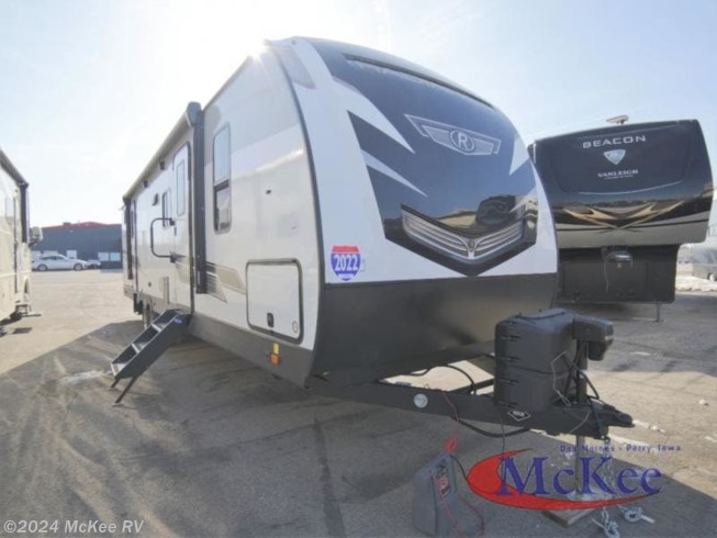 New 2022 Cruiser RV Radiance Ultra Lite 30DS available in Perry, Iowa