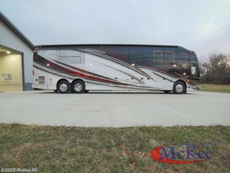 2019 Liberty Coach Elegant Lady 850 850 RV for Sale in Perry, IA 50220