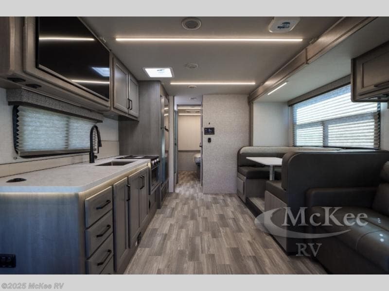 2025 Incline 29H by Holiday Rambler from McKee RV in Perry, Iowa