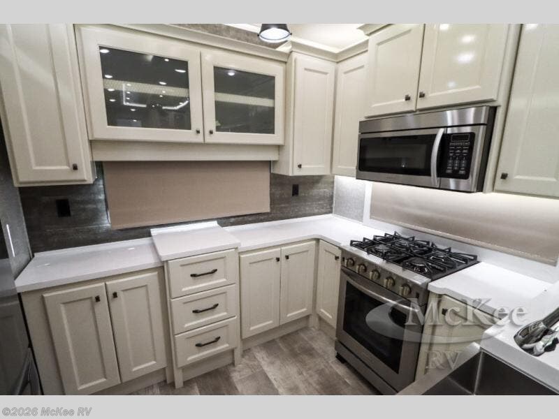 Used 2023 Vanleigh Beacon 41LKB available in Perry, Iowa