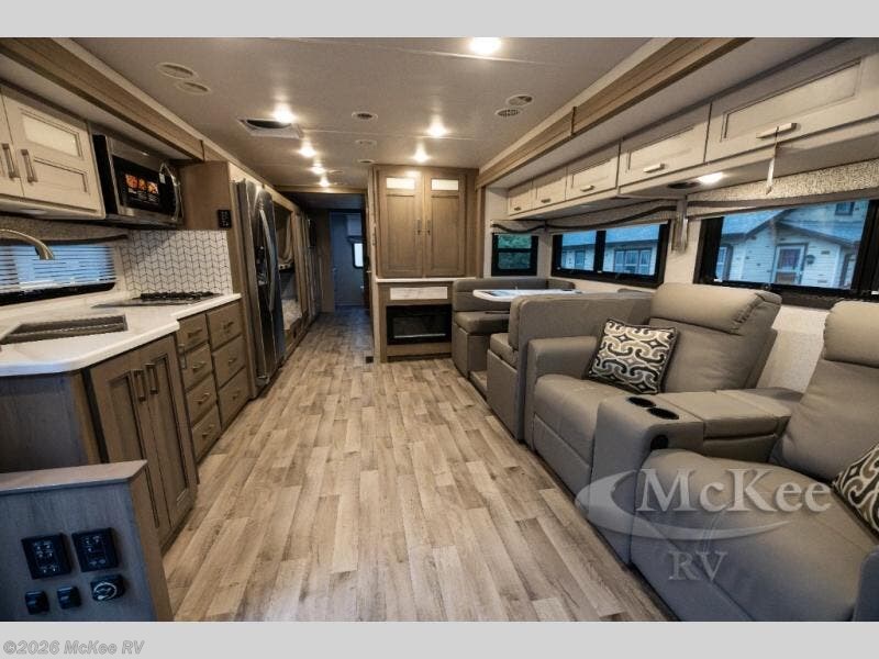2026 Pasadena 38XL by Thor Motor Coach from McKee RV in Perry, Iowa