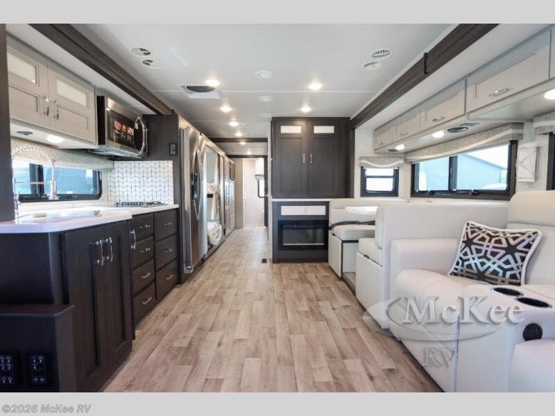 2026 Pasadena 38XL by Thor Motor Coach from McKee RV in Perry, Iowa