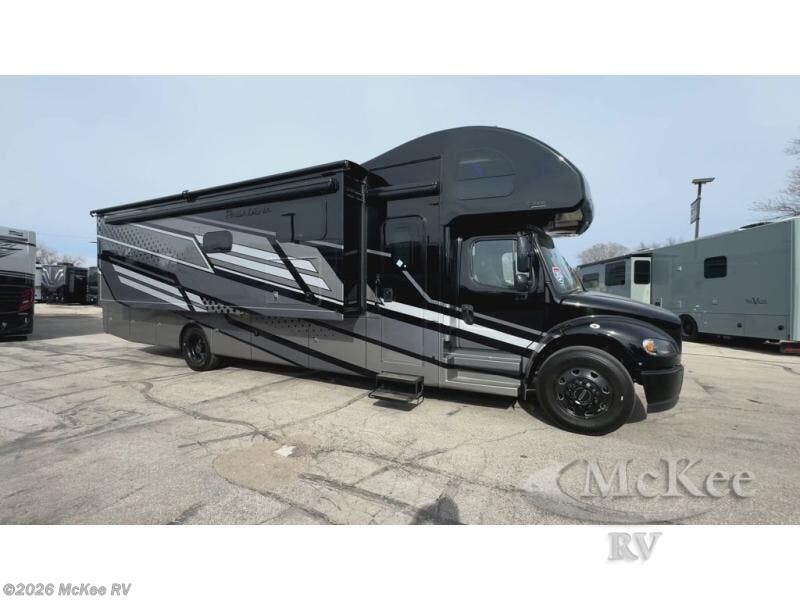 2026 Pasadena 38DX by Thor Motor Coach from McKee RV in Perry, Iowa