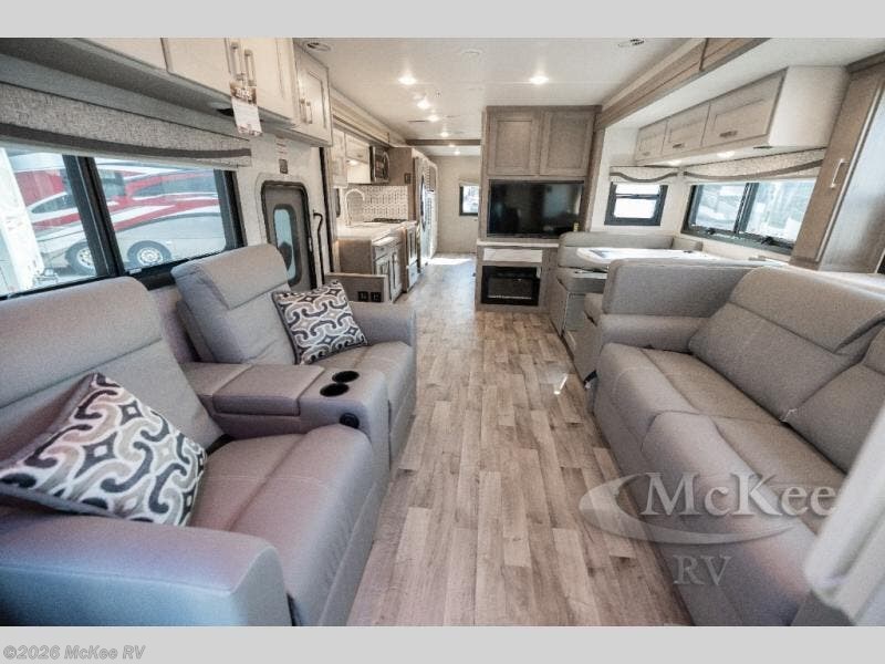 2026 Pasadena 38FX by Thor Motor Coach from McKee RV in Perry, Iowa