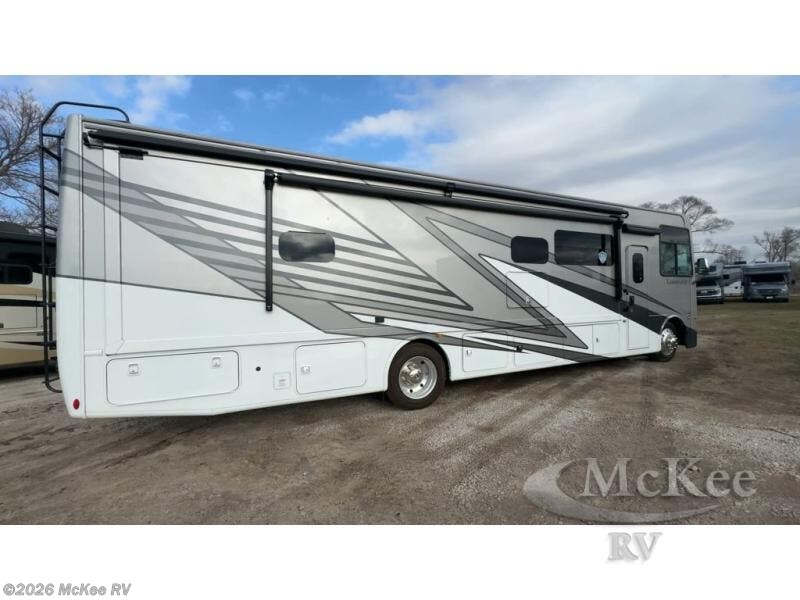 New 2026 Thor Motor Coach Luminate CC35 available in Perry, Iowa