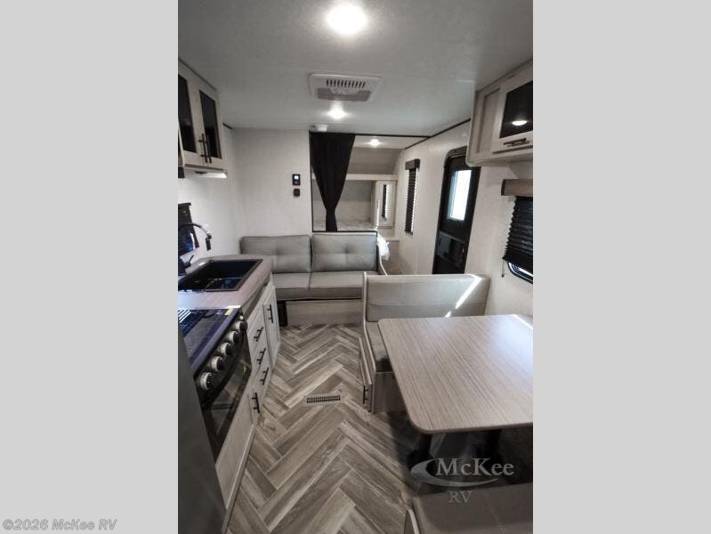 New 2025 CrossRoads Zinger Lite 252BH available in Perry, Iowa