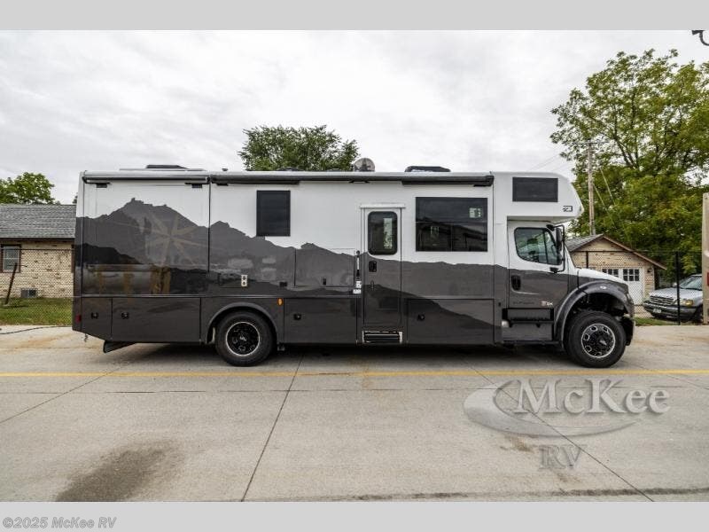 New 2026 Dynamax Corp Europa 32KDFR available in Perry, Iowa