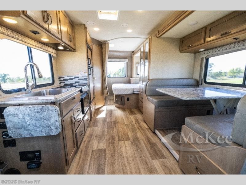 2019 Fourwinds 24BL by Thor Motor Coach from McKee RV in Perry, Iowa