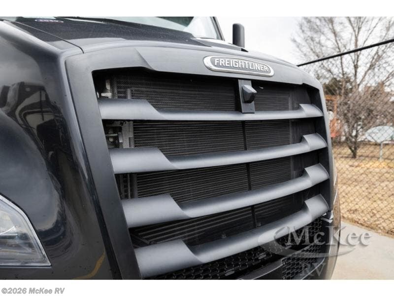 2026 Supreme Aire 3827 by Newmar from McKee RV in Perry, Iowa