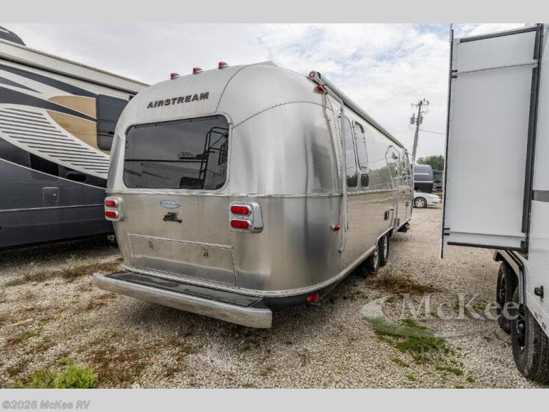 Used 2015 Airstream Flying Cloud 30 available in Perry, Iowa