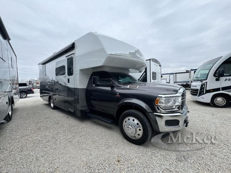 2022 Isata 5 28SSD4X4 by Dynamax Corp from McKee RV in Perry, Iowa