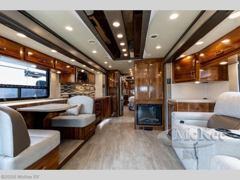 2021 Realm FS450 LS3 by Foretravel from McKee RV in Perry, Iowa