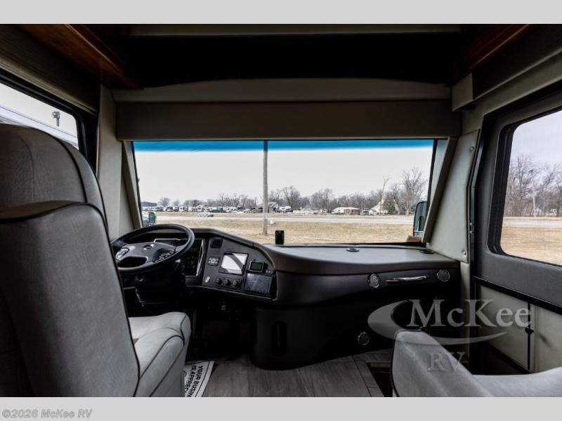 Used 2021 Foretravel Realm FS450 LS3 available in Perry, Iowa
