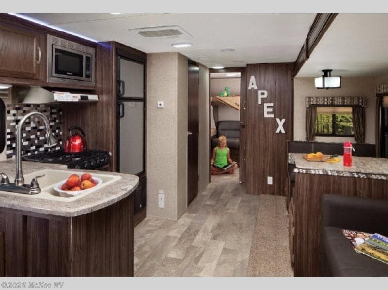 2017 Apex Ultra-Lite 289TBSS by Coachmen from McKee RV in Perry, Iowa