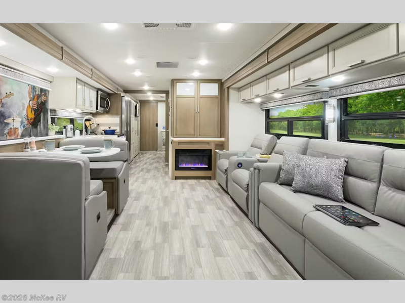 2027 Luminate HH36 by Thor Motor Coach from McKee RV in Perry, Iowa