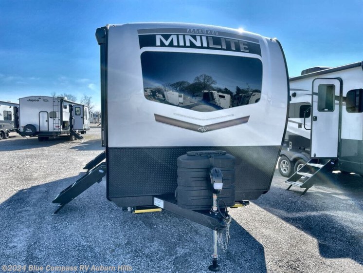 New 2024 Forest River Rockwood Mini Lite 2515S available in Auburn Hills, Michigan