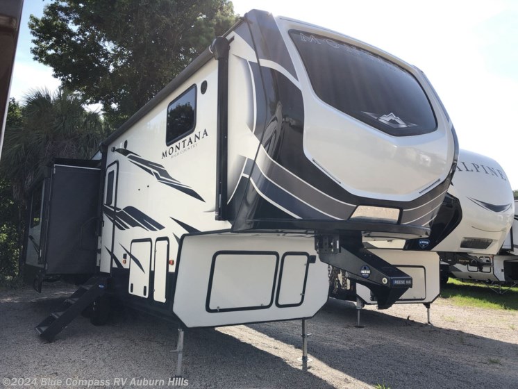 Used 2020 Keystone Montana High Country 281CK available in Auburn Hills, Michigan