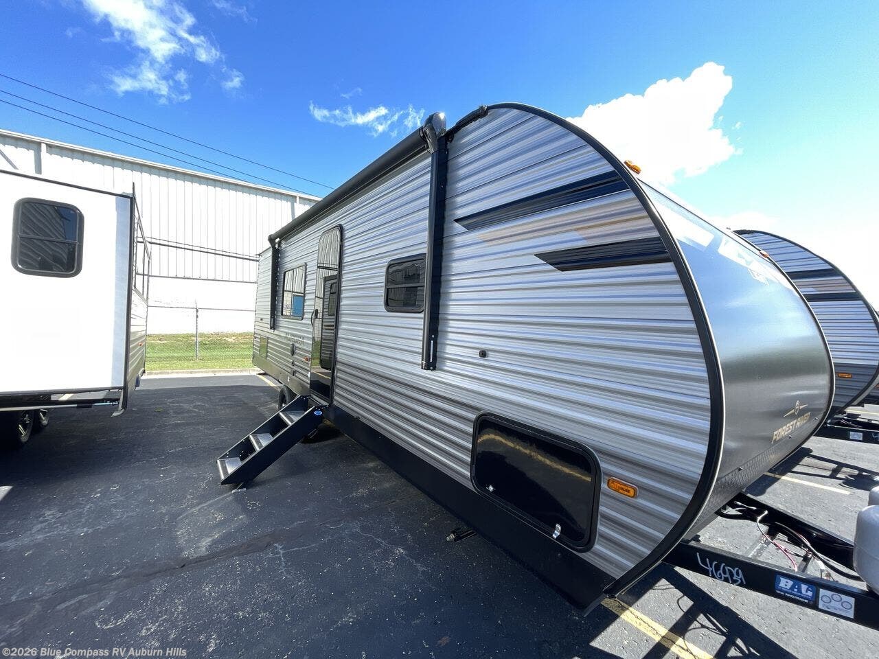 2026 Aurora Light 26BH by Forest River from Blue Compass RV Auburn Hills in Auburn Hills, Michigan