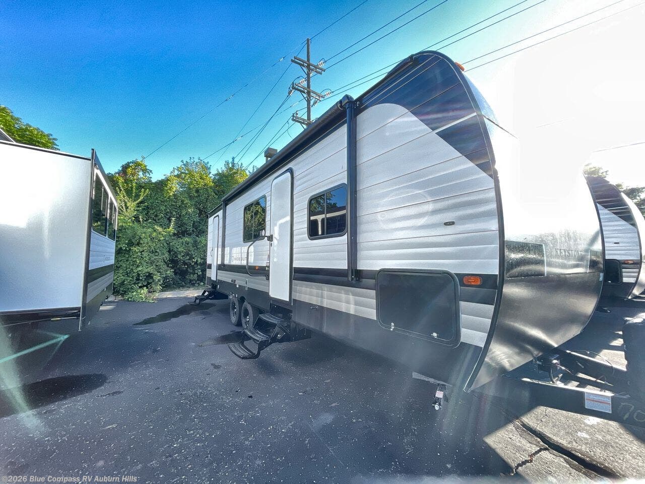 2025 Hideout Sport Double Axle 261BH by Keystone from Blue Compass RV Auburn Hills in Auburn Hills, Michigan
