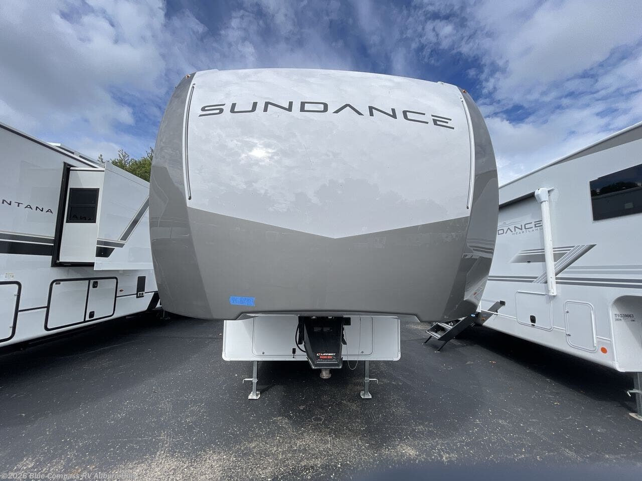 2026 Heartland Sundance XLT 24ML - New Fifth Wheel For Sale by Blue Compass RV Auburn Hills in Auburn Hills, Michigan