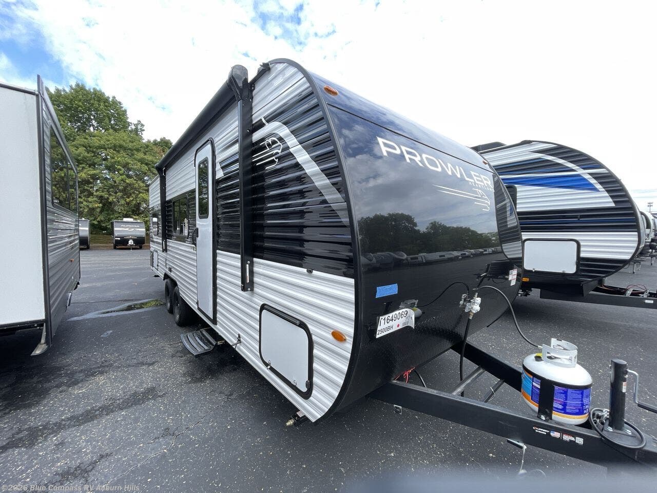 2026 Heartland Prowler Lynx 2500BH - New Travel Trailer For Sale by Blue Compass RV Auburn Hills in Auburn Hills, Michigan