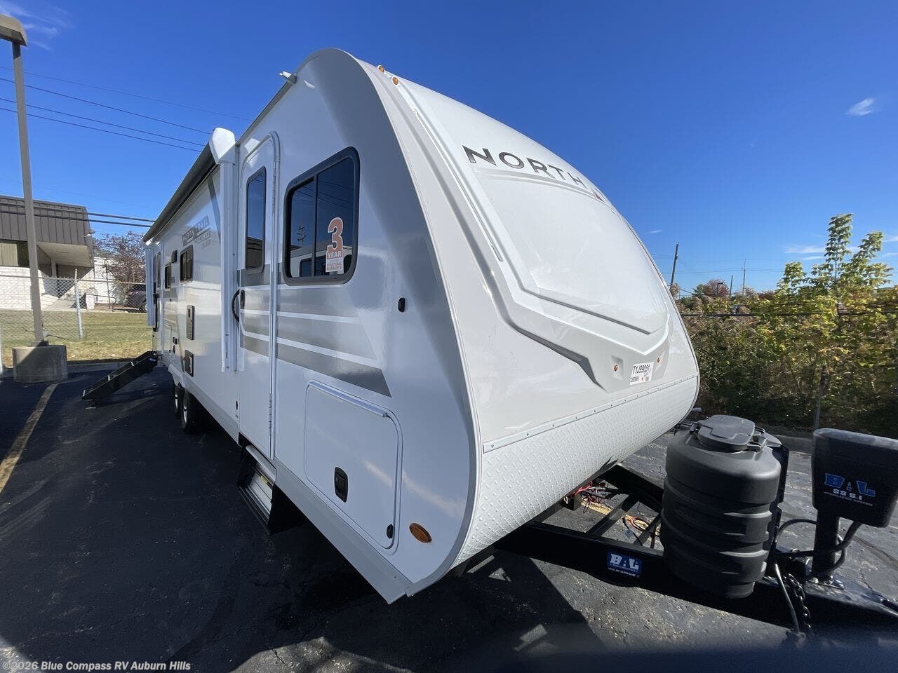 2026 Heartland North Trail 260MK - New Travel Trailer For Sale by Blue Compass RV Auburn Hills in Auburn Hills, Michigan