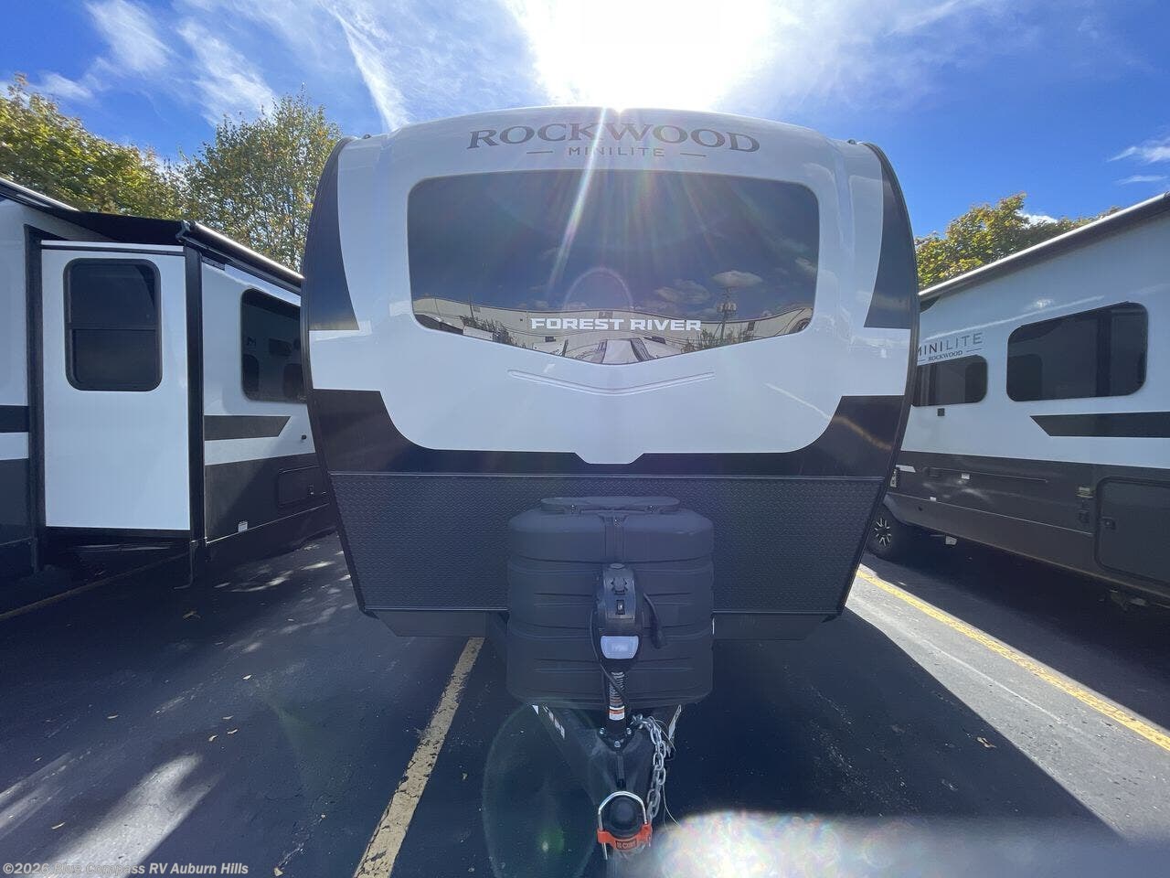 New 2026 Forest River Rockwood Mini Lite 2205S available in Auburn Hills, Michigan