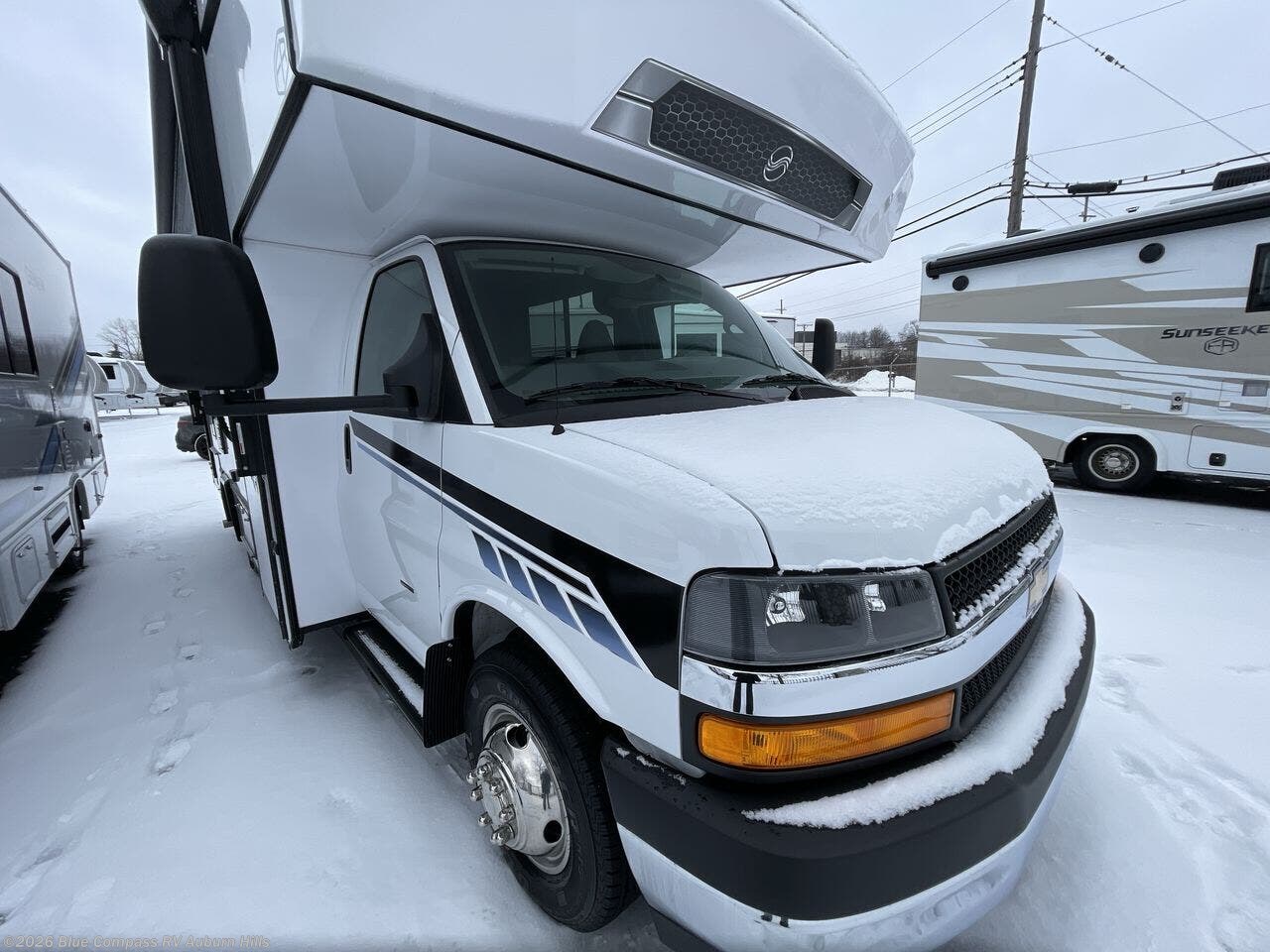 2026 Sunseeker LE 2350LE Chevy by Forest River from Blue Compass RV Auburn Hills in Auburn Hills, Michigan
