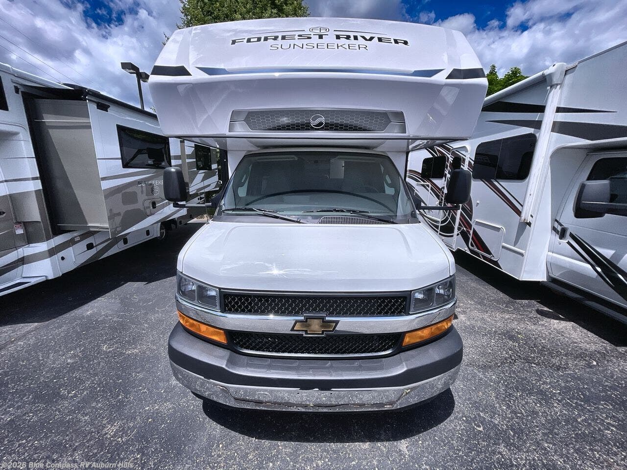 New 2026 Forest River Sunseeker LE 2350LE Chevy available in Auburn Hills, Michigan