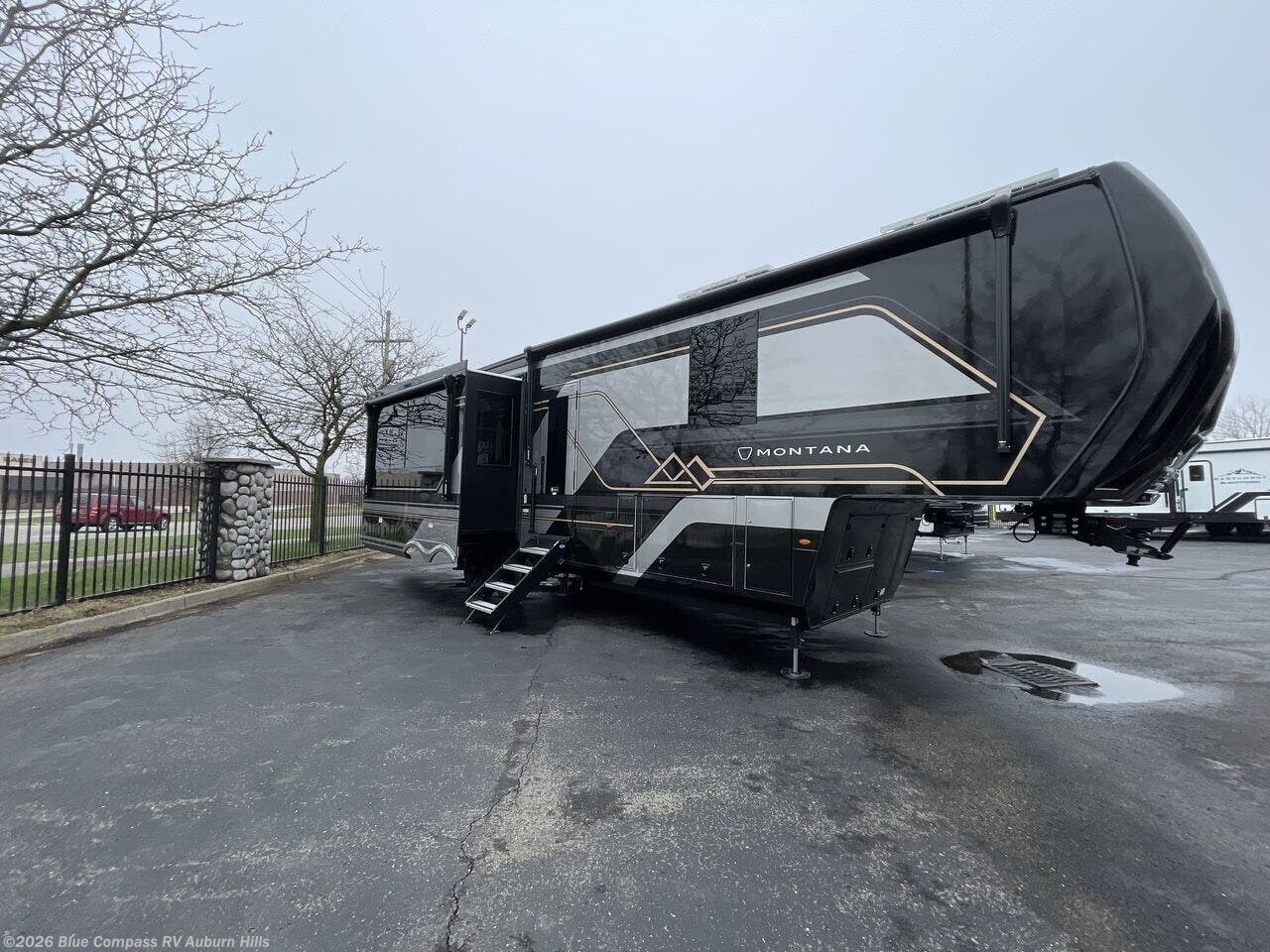 2026 Montana 3100RL by Keystone from Blue Compass RV Auburn Hills in Auburn Hills, Michigan