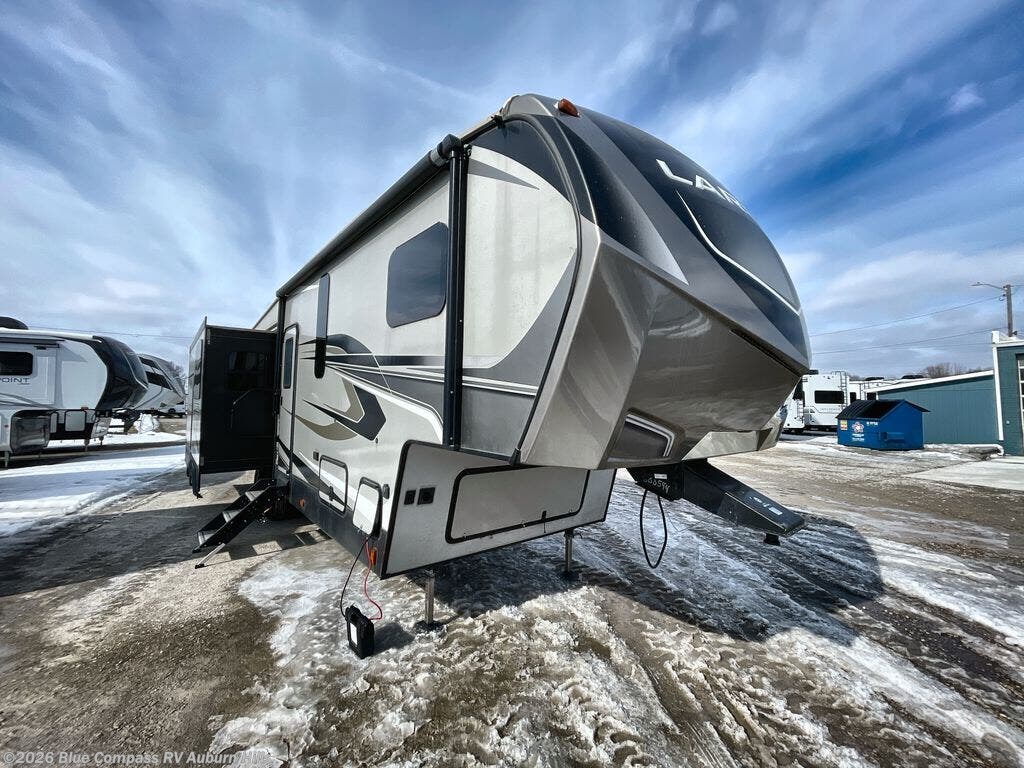 2020 Laredo Super Lite 298SRL by Keystone from Blue Compass RV Auburn Hills in Auburn Hills, Michigan