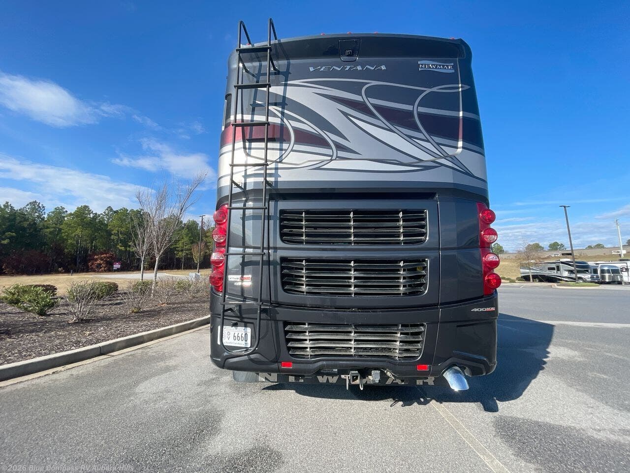 Used 2018 Newmar Ventana 4046 available in Auburn Hills, Michigan