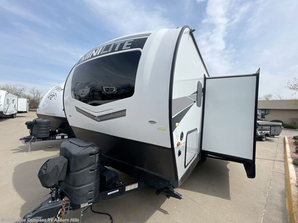 2023 Rockwood Mini Lite 2509S by Forest River from Blue Compass RV Auburn Hills in Auburn Hills, Michigan