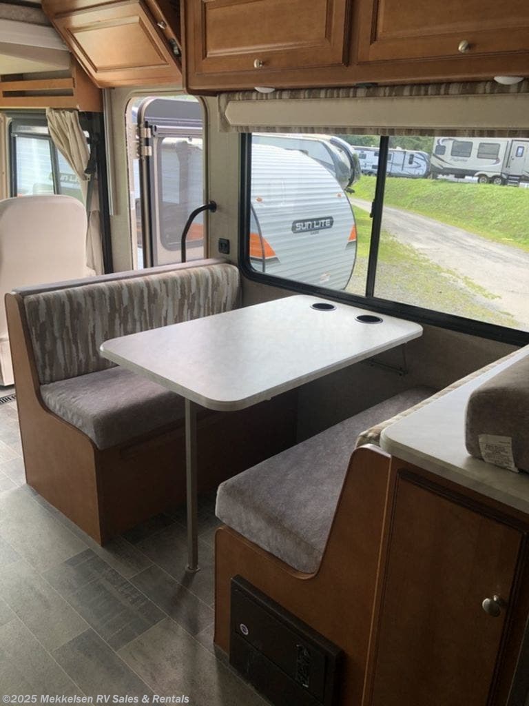 1996 motorhomes for sale on 2019 Winnebago 29ve Rv For Sale In East Montpelier Vt 05651 Ca19601 Rvusa Com Classifieds