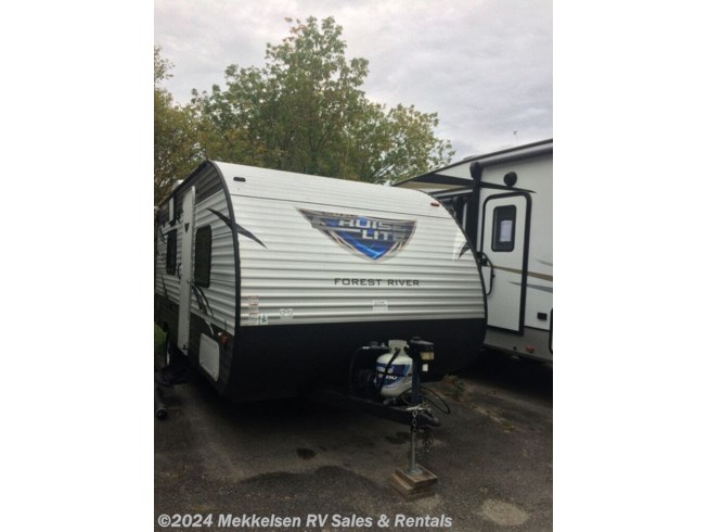 Used 2017 Forest River Salem FSX 186RB available in East Montpelier, Vermont