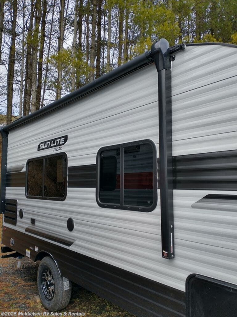 2023 Sundowner SunLite 18RD RV for Sale in East Montpelier, VT 05651