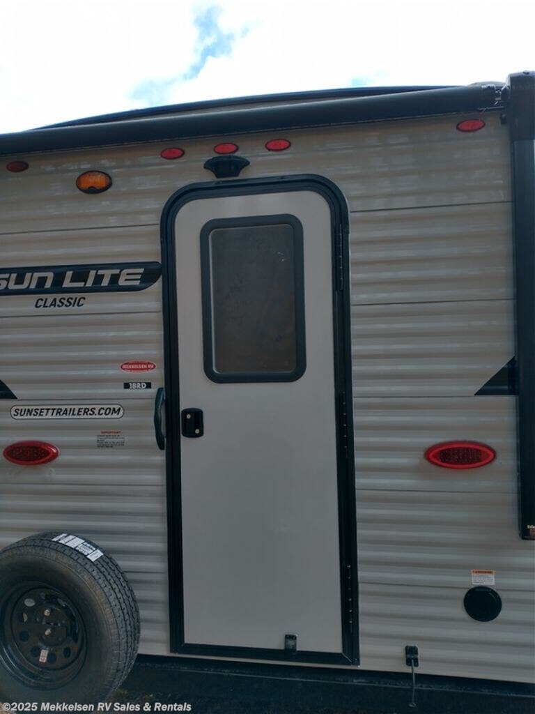 2023 Sundowner SunLite 18RD RV for Sale in East Montpelier, VT 05651