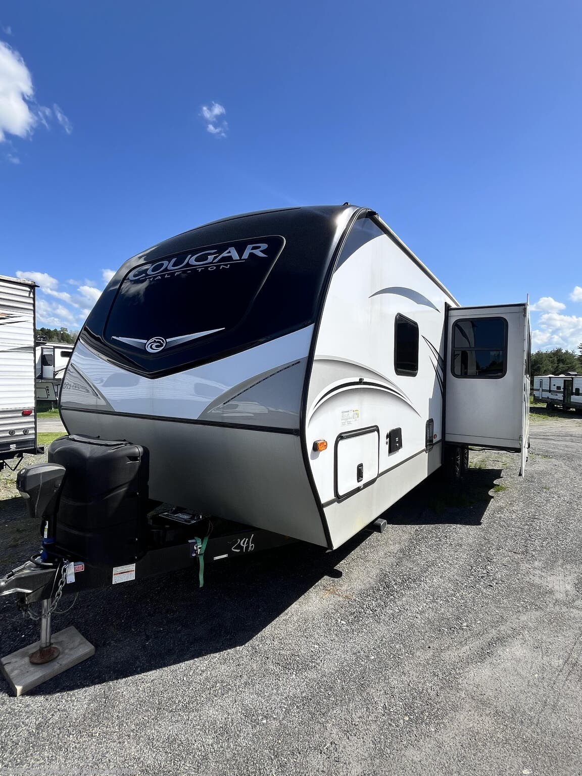 2021 Cougar COUGAR 29BHS by Keystone from Mekkelsen RV Sales & Rentals in East Montpelier, Vermont