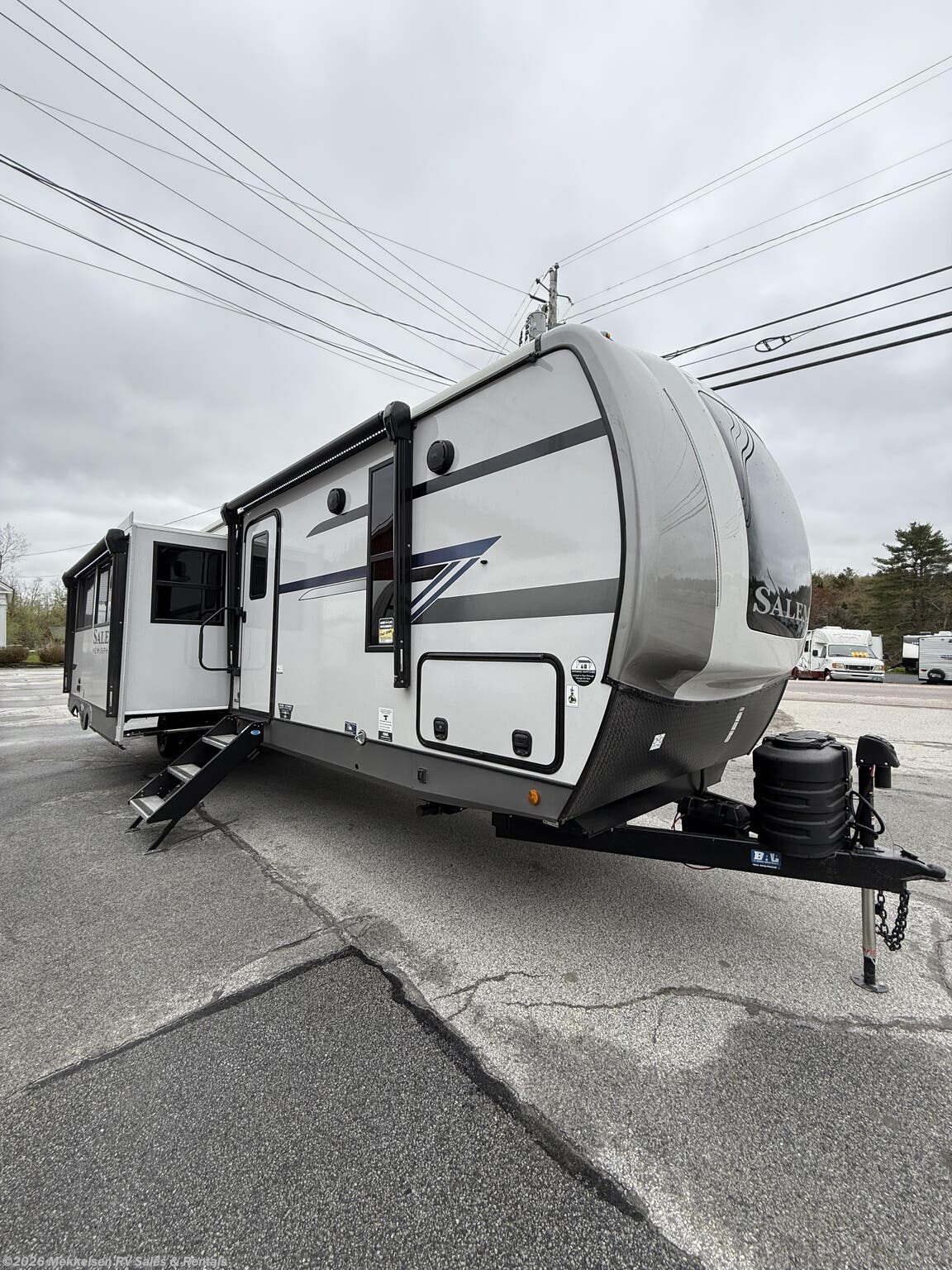 2025 Salem Hemisphere 310BHI by Forest River from Mekkelsen RV Sales & Rentals in East Montpelier, Vermont