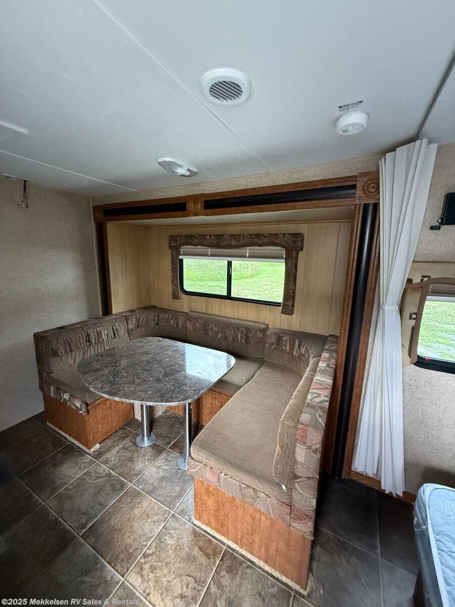 2014 Nomad Joey 250 by Skyline from Mekkelsen RV Sales & Rentals in East Montpelier, Vermont
