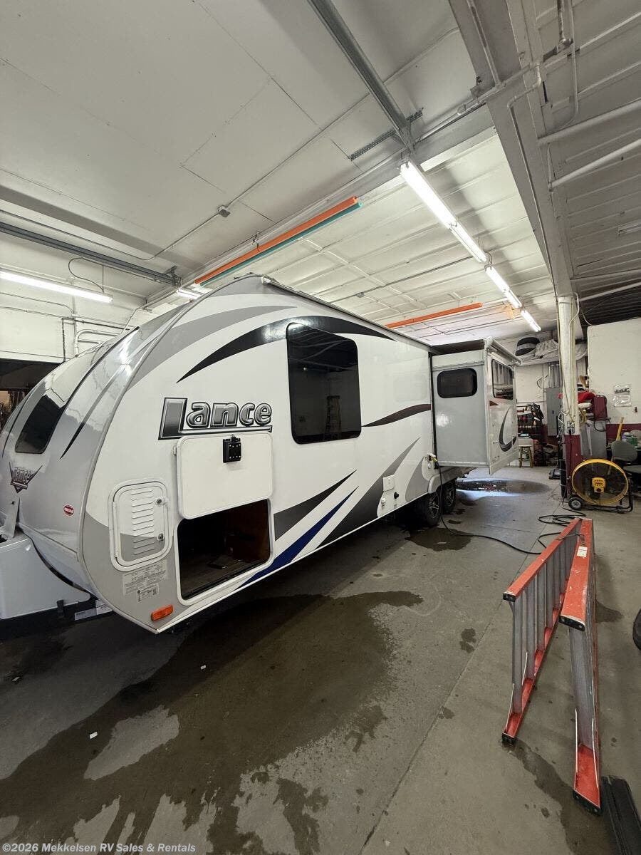 2019 Lance LANCE 2375 - Used Travel Trailer For Sale by Mekkelsen RV Sales & Rentals in East Montpelier, Vermont
