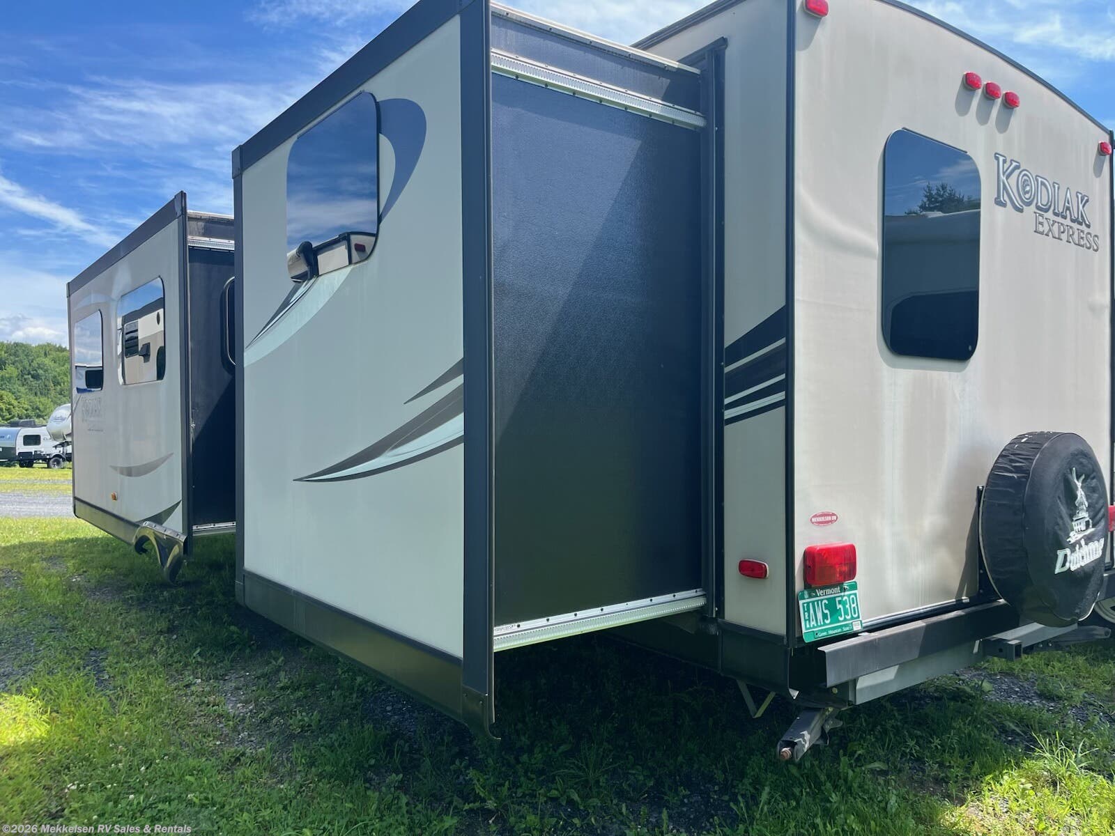 2015 Kodiak 299BHSL by Dutchmen from Mekkelsen RV Sales & Rentals in East Montpelier, Vermont