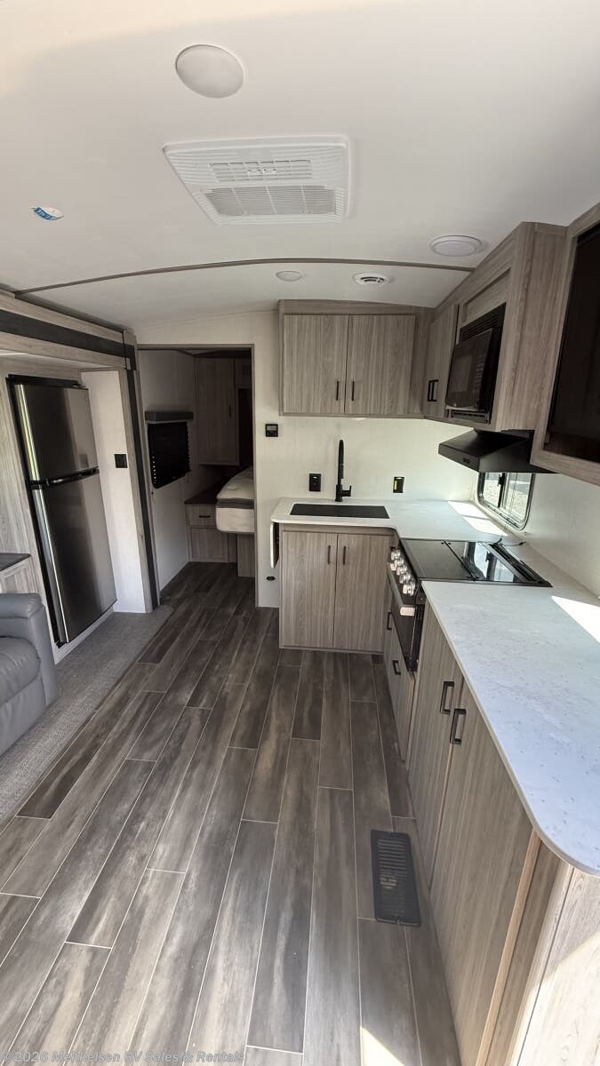 2022 KEYSTONE 2401BH by Keystone from Mekkelsen RV Sales & Rentals in East Montpelier, Vermont