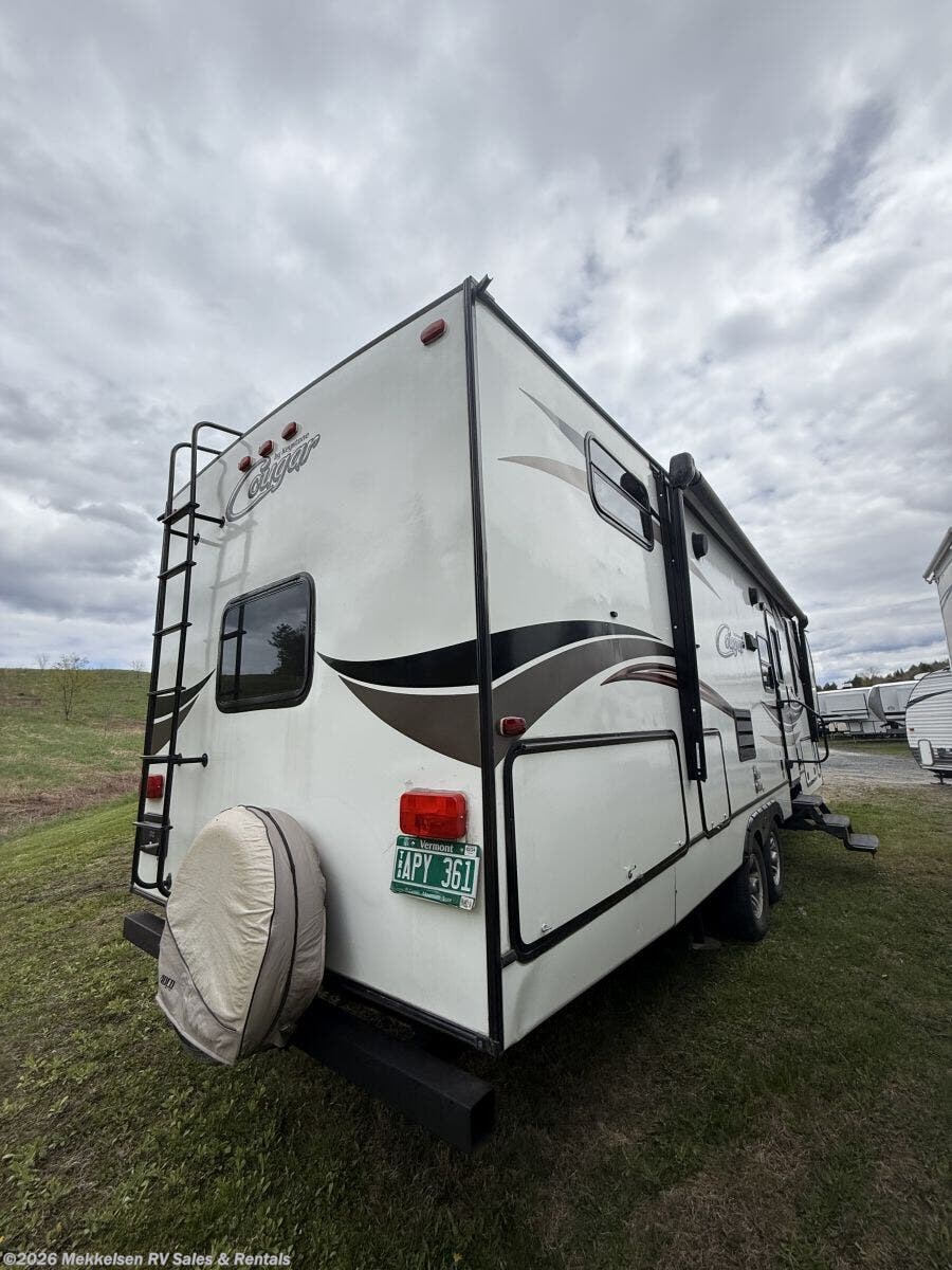 Used 2014 Keystone Cougar 28RDB available in East Montpelier, Vermont