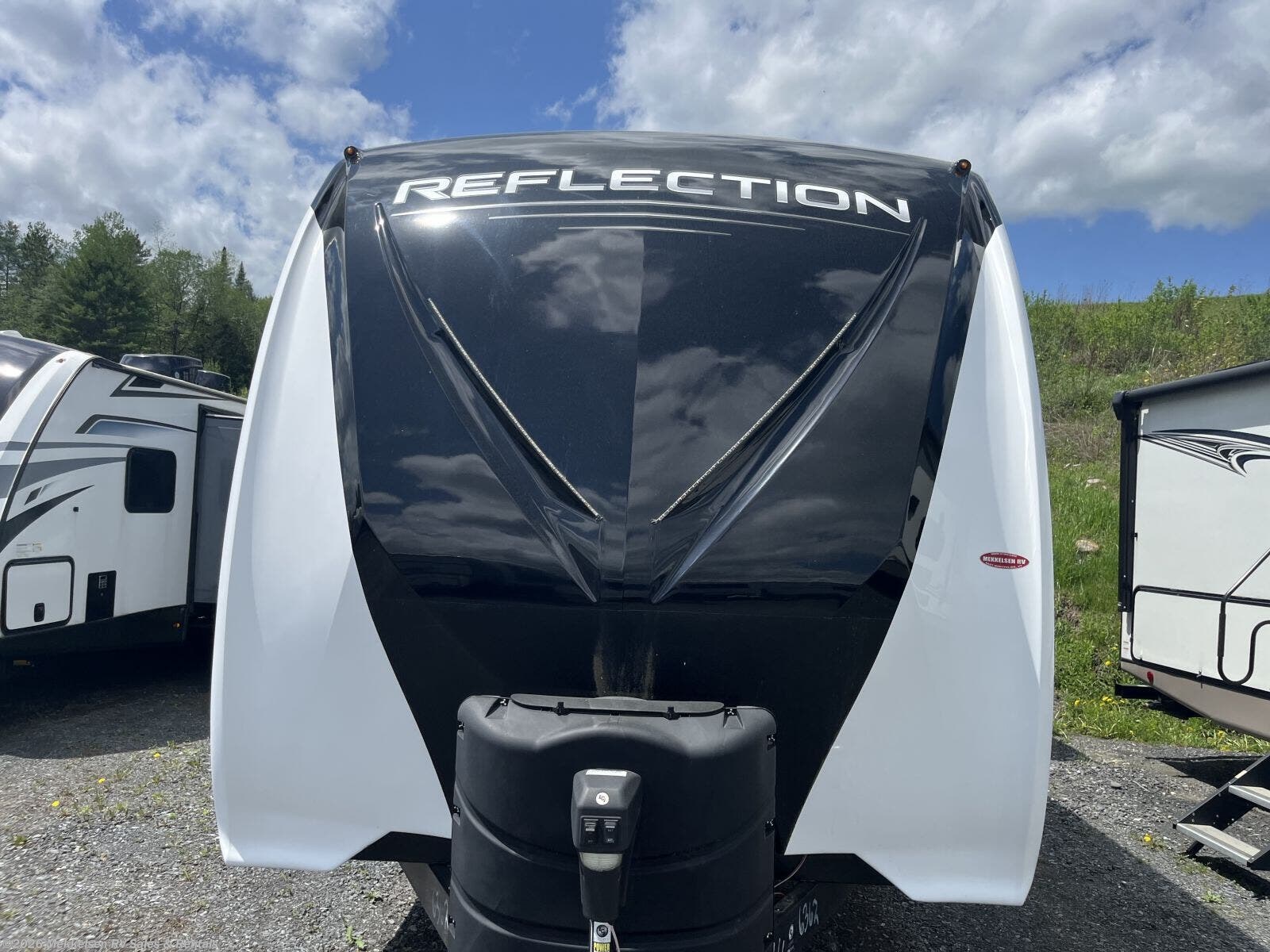 2022 Reflection 297RSTS by Grand Design from Mekkelsen RV Sales & Rentals in East Montpelier, Vermont