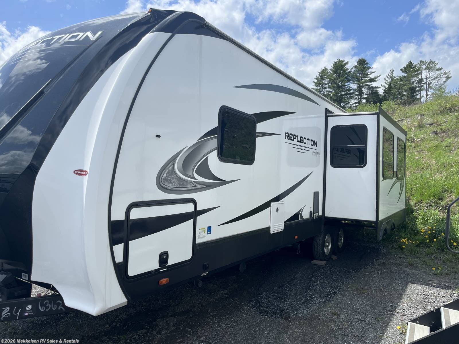 2022 Grand Design Reflection 297RSTS - Used Travel Trailer For Sale by Mekkelsen RV Sales & Rentals in East Montpelier, Vermont